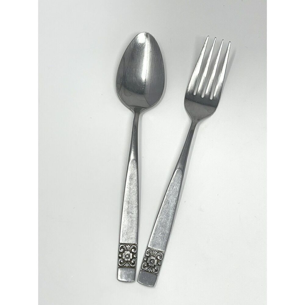 United Silver Stainless Flatware Oval Place Spoon 7.5” Dinner Fork 7.75”